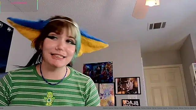 Pokazy przed kamerką – joltionmacc