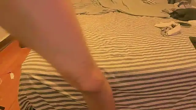 pantslesstraveler_plt чат на живо
