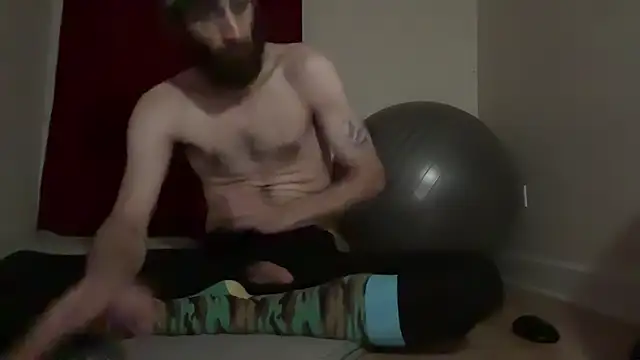pantslesstraveler_plt Webcamshow