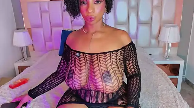 Živý XXX chat honeycknockerss
