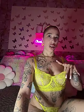 XXX chat uživo modela CHACHOULAND