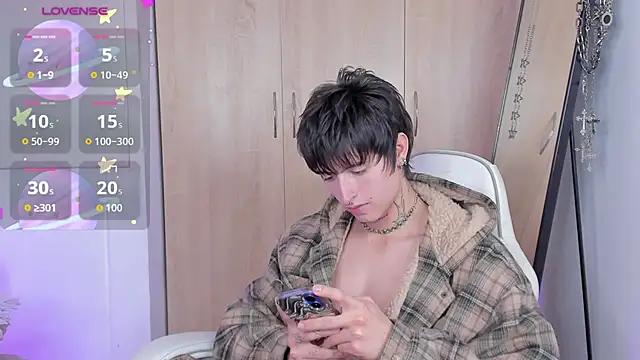 Show modela Baby_Xian na web-kameri