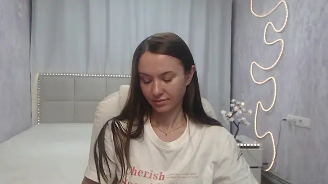 KaraCriegs' Live XXX Chat