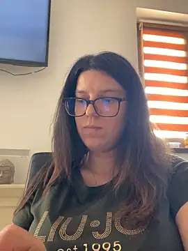 NadiraNoor Pertunjukan Webcam