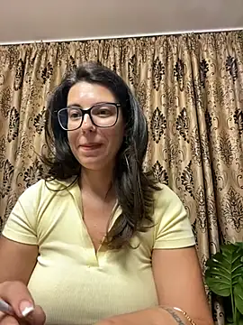 NadiraNoor Webcam show