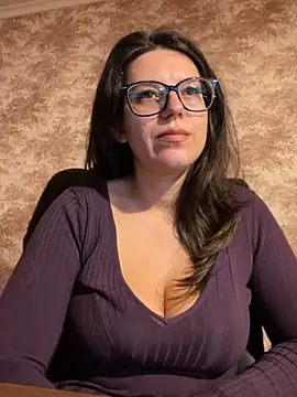 NadiraNoor's Webcam Show