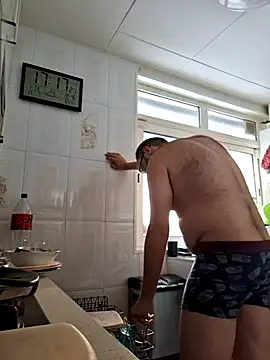 Javier_bear Webcam Show