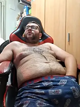 Javier_bear ওয়েবক্যাম শো
