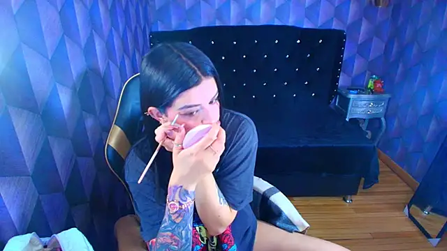 Živý XXX chat LiaHarryis