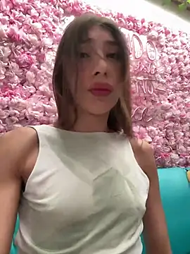 NICOLSKINNY1 – webcam-show
