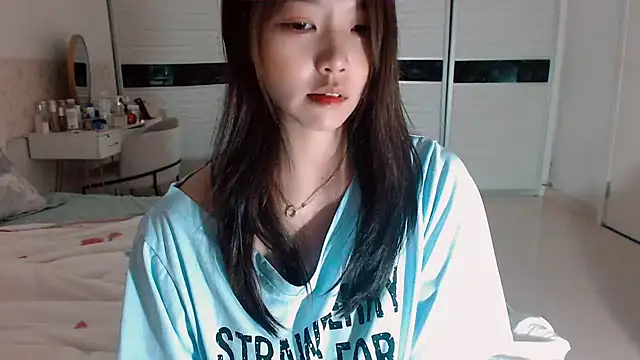 Miu1_girl's Webcam Show