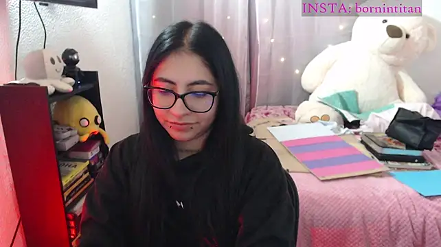 SatansWife live XXX chat