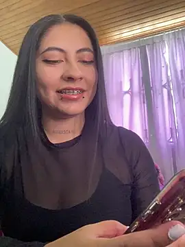 Živý XXX chat SatansWife