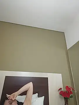 Chat +18 de AliceRossi ao vivo