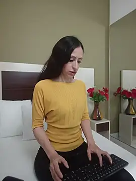 AliceRossi: вебкам-шоу