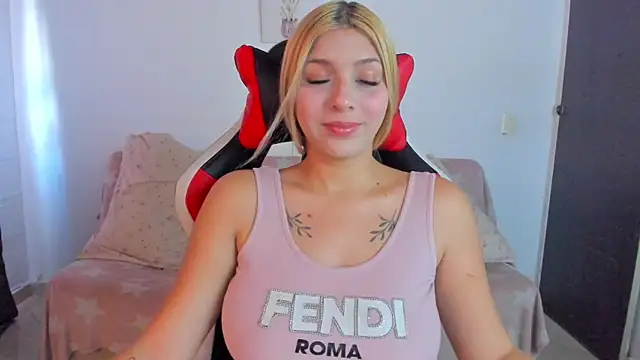 lana-rosse 现场XXX聊天