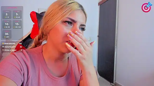 Chat XXX ao vivo de lana-rosse