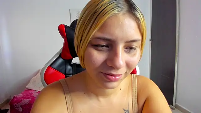 Chat XXX ao vivo de lana-rosse