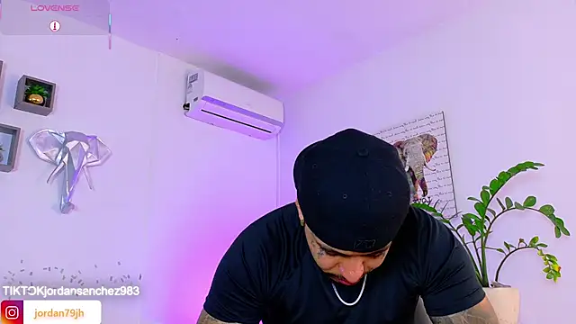 JordanSmiith_ webkamerás műsora