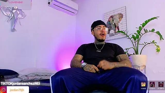 JordanSmiith_ Adlı Modelin Web Kamerası Şovu
