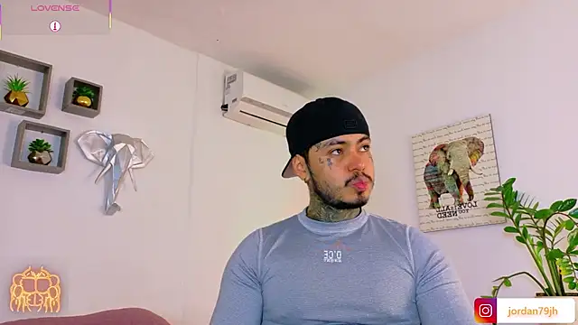 JordanSmiith_ Adlı Modelin Web Kamerası Şovu