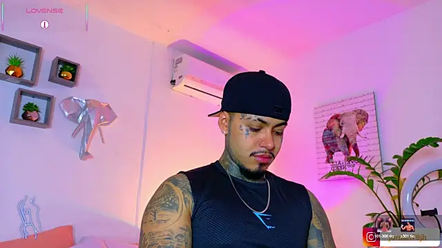 הופעת וובקאם של JordanSmiith_