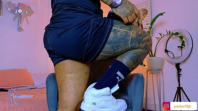 JordanSmiith_ Show in webcam