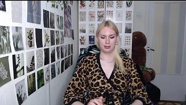 Show modela CapriScorpion na web-kameri