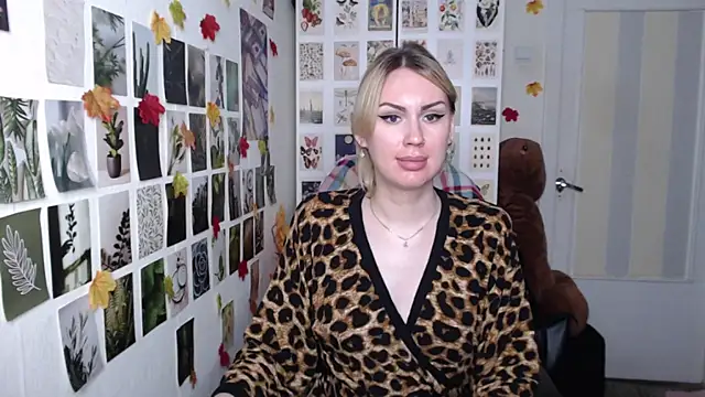 CapriScorpion Webcam show