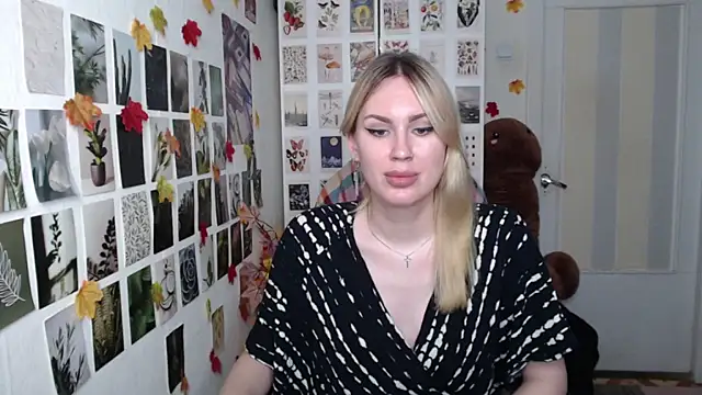 Show modela CapriScorpion na web-kameri