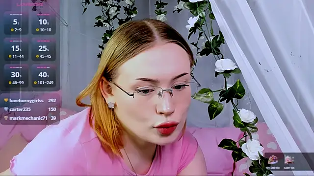 Chat XXX en directo de Tina_Walker