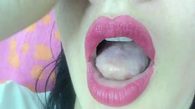 queen_fetish 现场XXX聊天