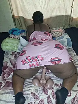 Chat XXX ao vivo de AdelaideT