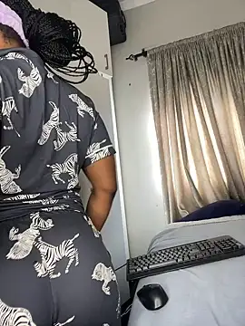 Bustygoddess32's Webcam Show