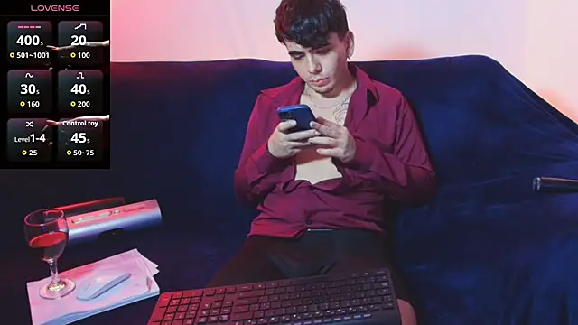 adonisZafiro – webcam-show