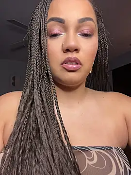 DestineeJayde Show in webcam