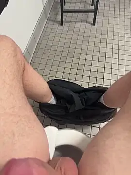 CreamyAustin Show in webcam