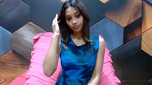 IndianAurora26 Chat XXX in diretta
