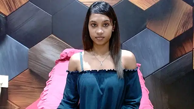 IndianAurora26's Live XXX Chat