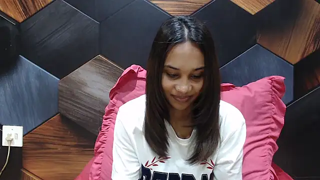 IndianAurora26's Live XXX Chat