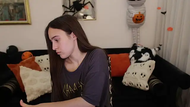 AliceKollttn Live XXX chat