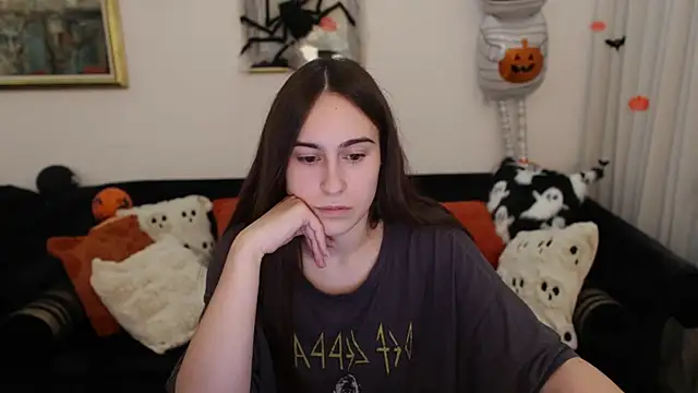 צ'אט XXX בשידור חי של AliceKolltt