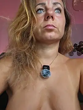 AngelaDesiresn Webbikameraesitys