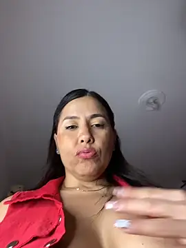 manuela_star's Live Chat Room