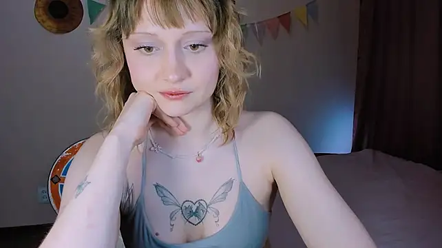 MariaMango 现场XXX聊天