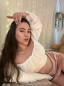 Amelia_Rouse Adlı Modelin Canlı XXX Sohbeti