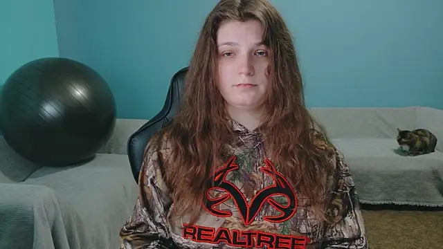 XXX chat uživo modela TreeJeanne