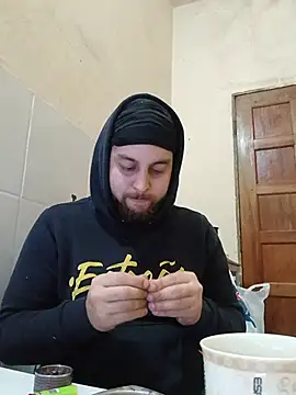 Show de matvaz21cm na webcam