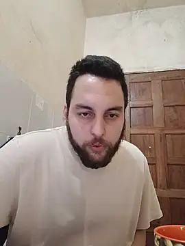 Show de matvaz21cm na webcam