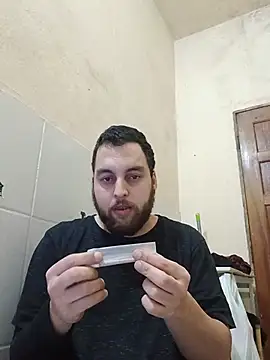 Show de matvaz21cm na webcam